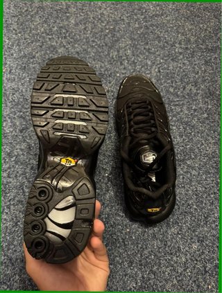 Nike Air Max Plus Triple Black Talla 38