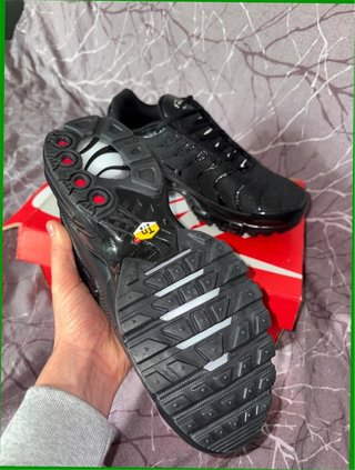 Nike Air Max Plus Triple Black Talla 41