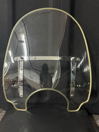 Pantalla Puig Universal Moto/Scooter Negra
