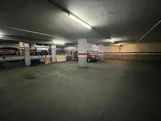 Garaje en alquiler en La Prosperitat en Barcelona