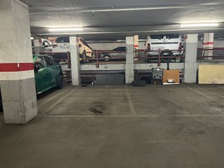 Garaje en alquiler en La Prosperitat en Barcelona