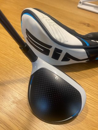 Sim max 2 fairway 5... 19 degree