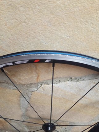 Rueda Shimano RS + Aro Mavic