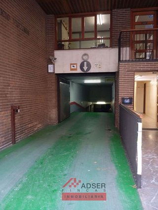 Garaje en venta en Residencia en Logroño