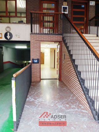 Garaje en venta en Residencia en Logroño