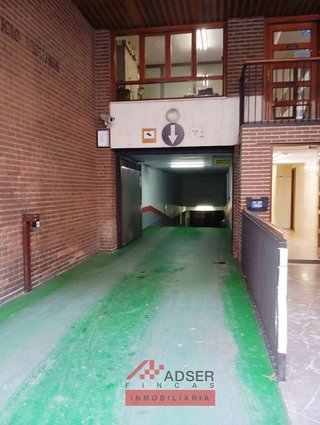 Garaje en venta en Residencia en Logroño