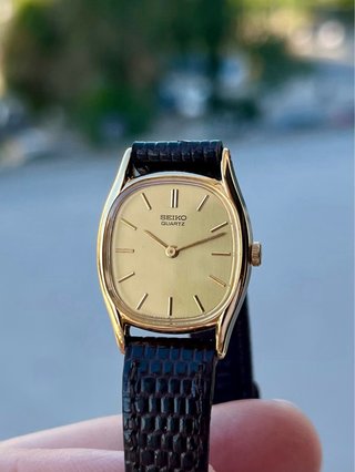 Reloj Seiko “Tank” Vintage Nuevo Gold *Año 1985*