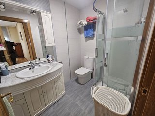 Piso en venta en Portillejo - Valdegastea en Logroño