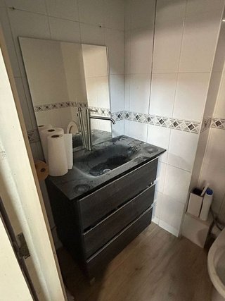 Local comercial en alquiler en Les Arenes - La Grípia  Can Montllor en Terrassa
