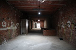 Local comercial en alquiler en Les Arenes - La Grípia  Can Montllor en Terrassa