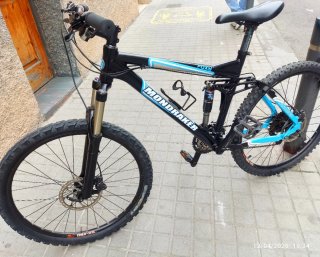 Bicicleta Mondraker Foxy Negra y Azul