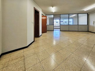 Local comercial en venta en Los Castros - Castrillón - Eiris en Coruña (A)