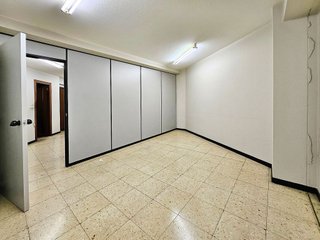 Local comercial en venta en Los Castros - Castrillón - Eiris en Coruña (A)