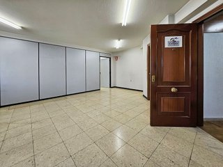 Local comercial en venta en Los Castros - Castrillón - Eiris en Coruña (A)
