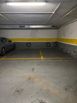 Garaje en alquiler en Les Tres Torres en Barcelona