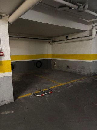 Garaje en alquiler en Les Tres Torres en Barcelona