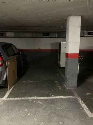 Garaje en venta en Collblanc en Hospitalet de Llobregat, L´