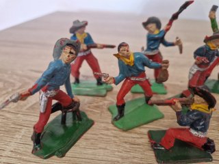 Lote 8 figuras PVC Oeste Vaquero