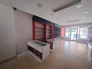 Local comercial en venta en Plaza España - Villa Pilar - Reyes Católicos - Vadillos en Burgos