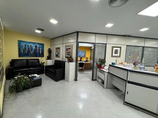 Oficina en venta en Ensanche - Sar en Santiago de Compostela