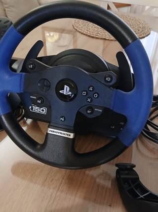 Volante PS4 Thrustmaster