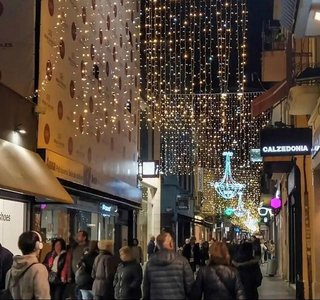 Local comercial en alquiler en Centre en Badalona