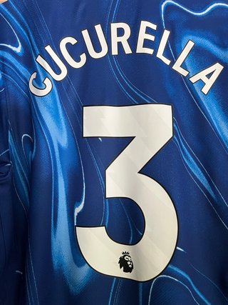 Camiseta Chelsea 3 Cucurella Talla M con etiqueta