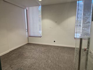 Local comercial en alquiler en Centro en Torrelavega