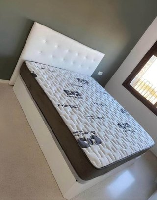 Colchones cabezales sofas mesas sillas armarios