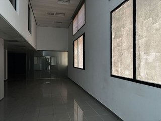 Local comercial en alquiler en Santa Rosa - Can Mariner en Santa Coloma de Gramanet
