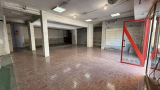 Local comercial en alquiler en La Teixonera en Barcelona