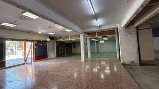Local comercial en alquiler en La Teixonera en Barcelona