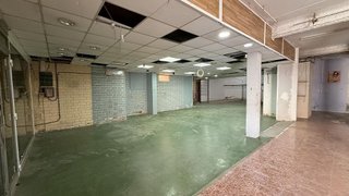 Local comercial en alquiler en La Teixonera en Barcelona