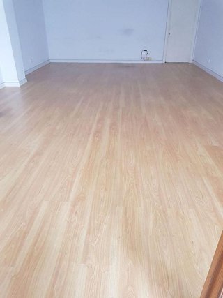 Local comercial en alquiler en Pumarín en Gijón