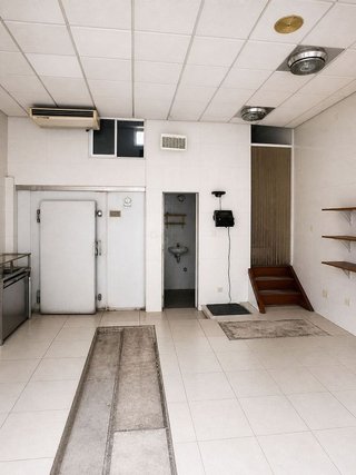 Local comercial en alquiler en El Parque - Zapatón en Torrelavega