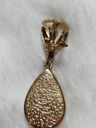 Pendientes largos vintage dorados con perla