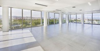 Oficina en alquiler en La Barceloneta en Barcelona