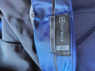 Traje azul marino talla 40