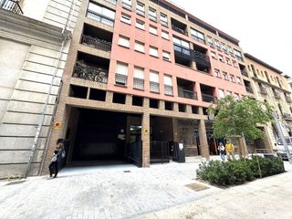 Garaje en alquiler en Paseo Independencia en Zaragoza