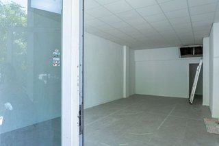 Local comercial en alquiler en La Almozara en Zaragoza