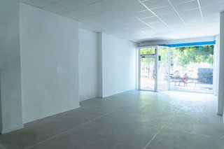Local comercial en alquiler en La Almozara en Zaragoza