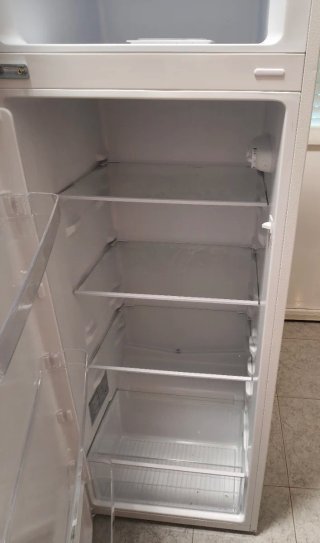 Frigorífico Benavent con congelador