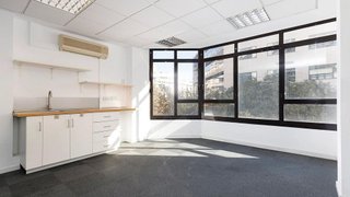 Oficina en alquiler en Sant Antoni en Barcelona