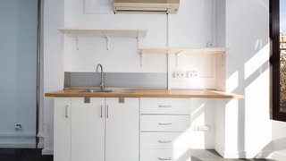 Oficina en alquiler en Sant Antoni en Barcelona