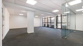 Oficina en alquiler en Sant Antoni en Barcelona