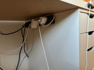 Scrivania IKEA Lagkapten 200x60 + Cassettiera Alex