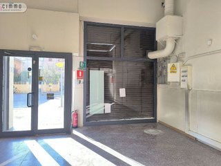 Local comercial en alquiler en Navas en Barcelona