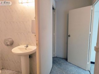 Local comercial en alquiler en Navas en Barcelona