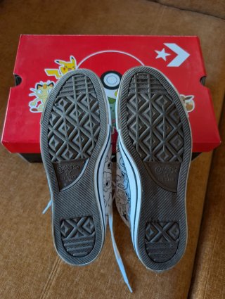 Converse Pokémon Talla 42 Edición Especial