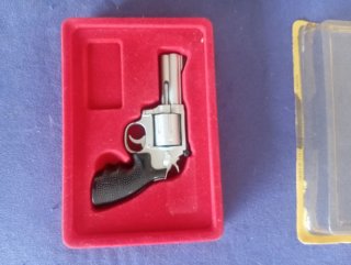 Maqueta Revolver Vintage